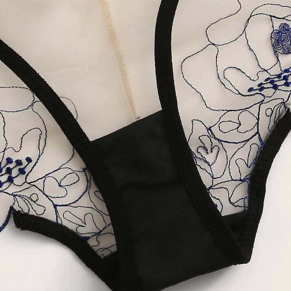 See-Through Set of Bra and Panty for Women Adult Products cb5feb1b7314637725a2e7: Black|Red