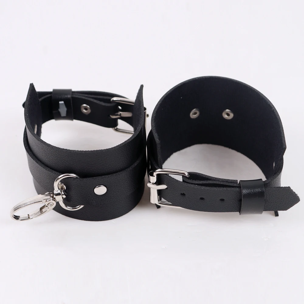 Sexy Adjustable Leather Handcuffs For Sex Toys For Woman Couples Hang Buckle Link Bdsm Bondage Restraints Exotic Accessories Sex Games cb5feb1b7314637725a2e7: Black