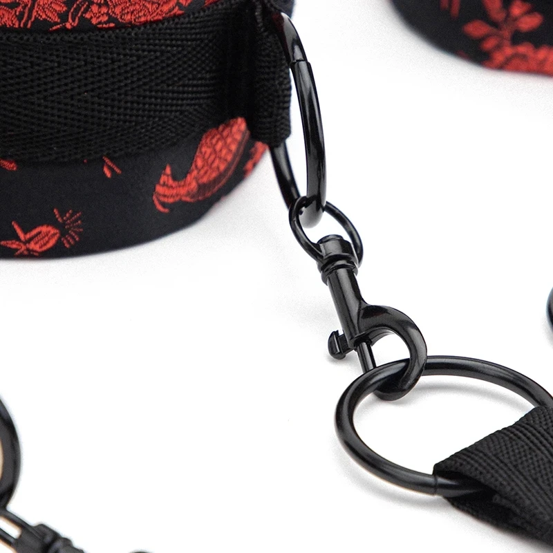 BLACKWOLF Sex Bed Toys Restraint Set Handcuffs Ankle Cuffs BDSM Bondage Straps Adult Games Sex Products Erotic Toys For Couples Bondage Gear cb5feb1b7314637725a2e7: Black